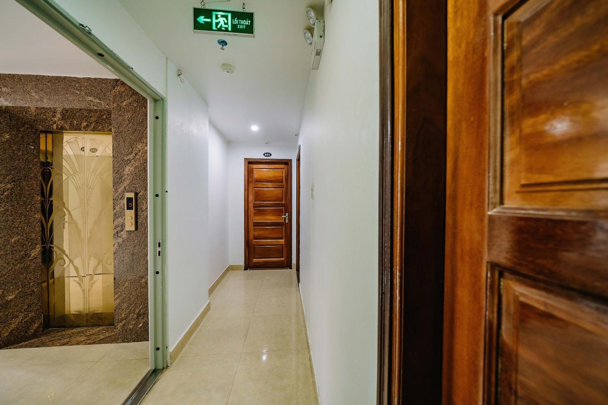 Phuong Dong Hotel Dong Khe Sau Экстерьер фото