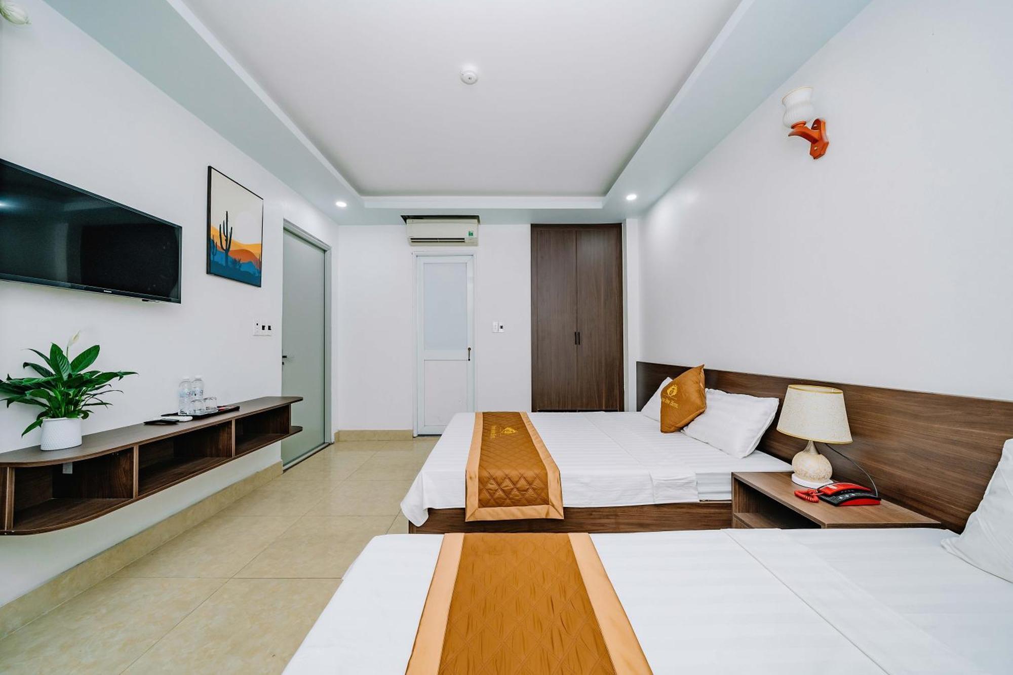 Phuong Dong Hotel Dong Khe Sau Экстерьер фото